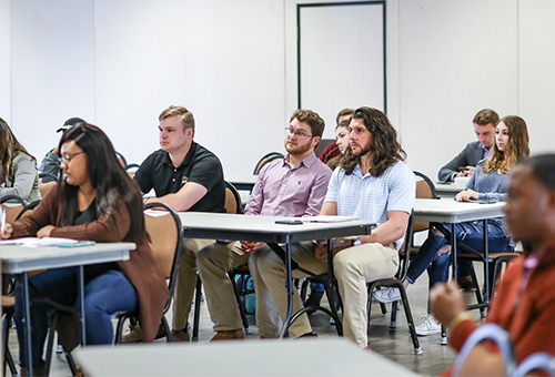 Accounting class session with students