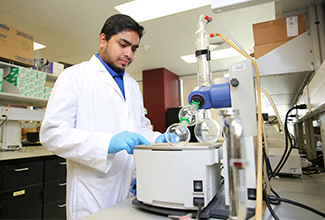 photo of student in lab