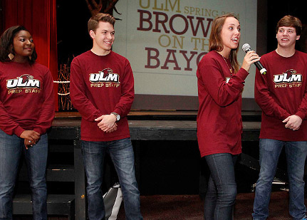 students presenting at browse on the bayou