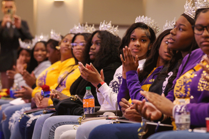 Nov. 2022 Session: Welcoming Wossman High School's homecoming court 