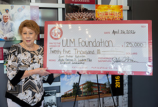 Alpha Omicron Pi honors legacy advisor Carol Baker Robinson with naming of endowed scholarship